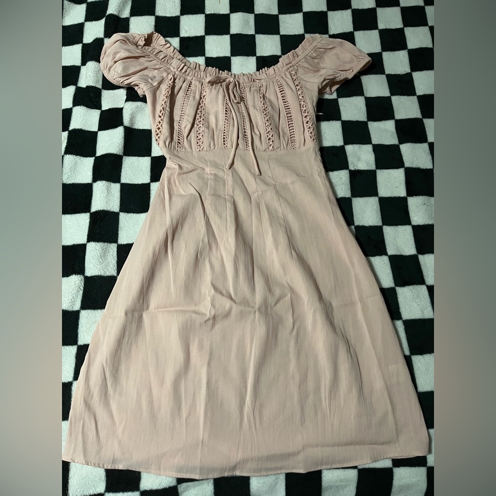 Lulu's Blush Off-Shoulder Midi Dress